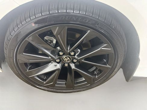 Used 2026 Toyota Corolla XSE FWD image 30
