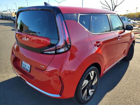 Used 2025 Kia Soul GT-Line image 4