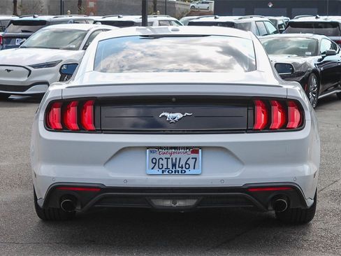 Used 2020 Ford Mustang Premium image 8