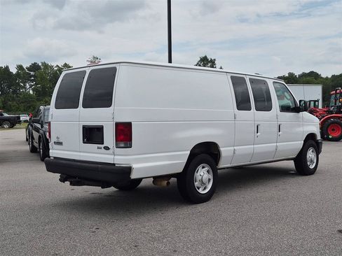 Used 2009 Ford E-350 and Econoline 350 Extended Super Duty RWD image 3