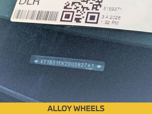 Used 2013 Toyota Camry LE image 6