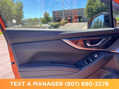 Used 2019 Subaru Crosstrek 2.0i Limited w/ Moonroof Package w/Navigation AWD/4WD image 12