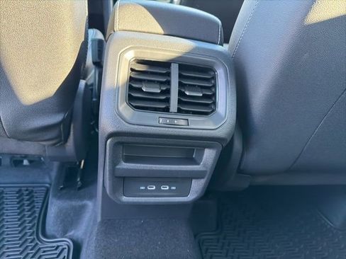 New 2026 Volkswagen Taos SEL AWD/4WD image 19