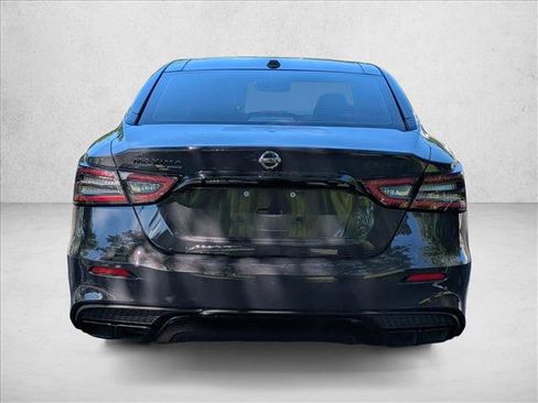 Used 2021 Nissan Maxima Platinum w/ 40th Anniversary Package FWD image 7