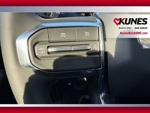 New 2026 GMC Canyon Elevation w/ Convenience Package image 9