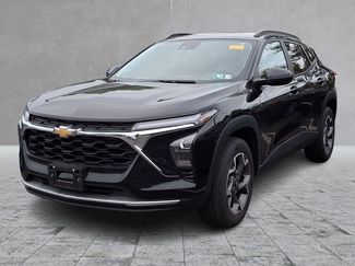 Used 2024 Chevrolet Trax LT w/ Driver Confidence Package FWD video 1