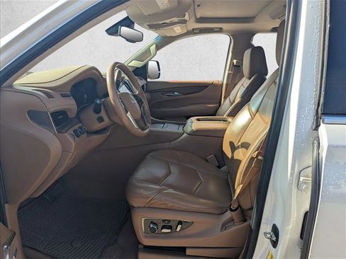 Used 2016 Cadillac Escalade Platinum image 10