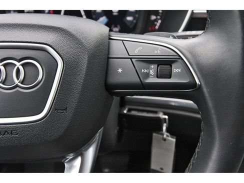 Used 2025 Audi Q3 2.0T Premium AWD/4WD image 19