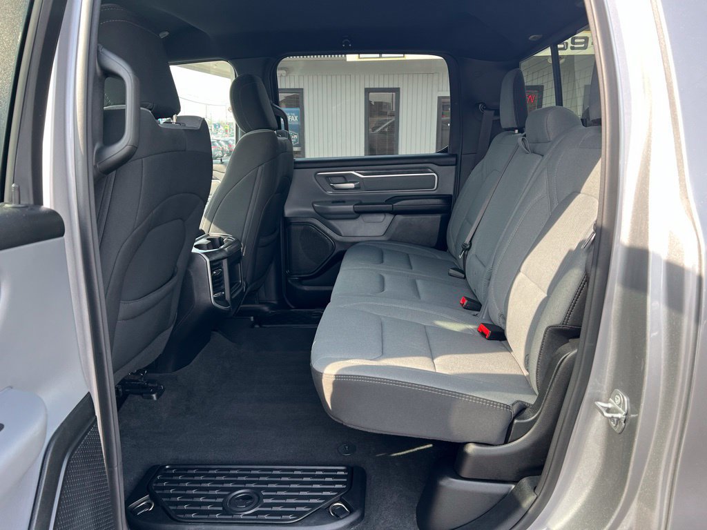 Used 2021 RAM 1500 Big Horn AWD/4WD image 15
