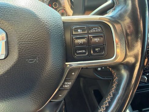 Used 2022 RAM 2500 Limited AWD/4WD image 24