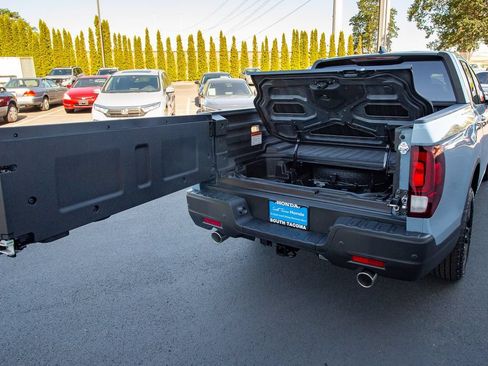 New 2026 Honda Ridgeline Black Edition image 12