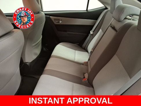 Used 2018 Toyota Corolla LE FWD image 13