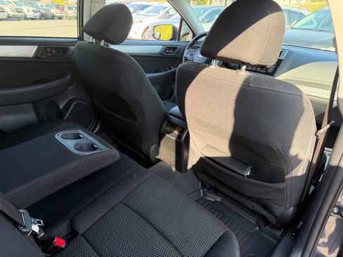 Used 2018 Subaru Outback 2.5i AWD/4WD image 36