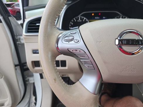 Used 2018 Nissan Murano SV FWD image 17