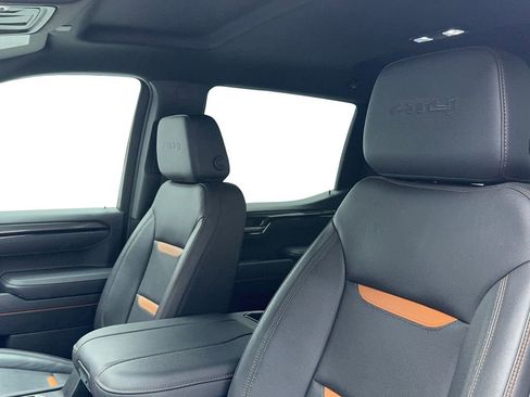 Used 2025 GMC Sierra 1500 AT4 image 38