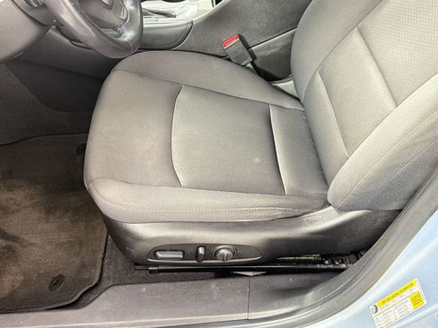 Used 2017 Chevrolet Malibu LT FWD image 14
