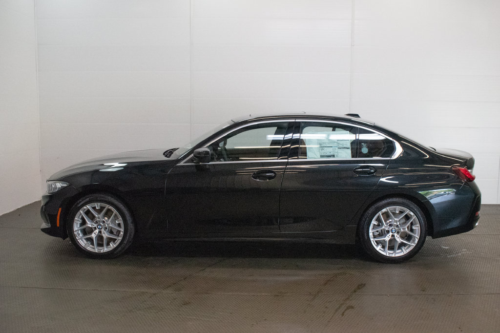 New 2026 BMW 330i xDrive Sedan w/ Premium Package AWD/4WD image 7