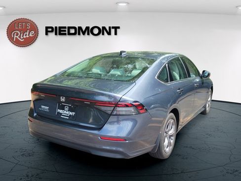 Certified 2024 Honda Accord EX image 6