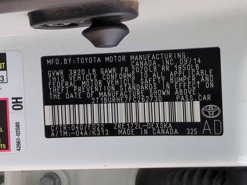 Used 2015 Toyota Corolla S image 32