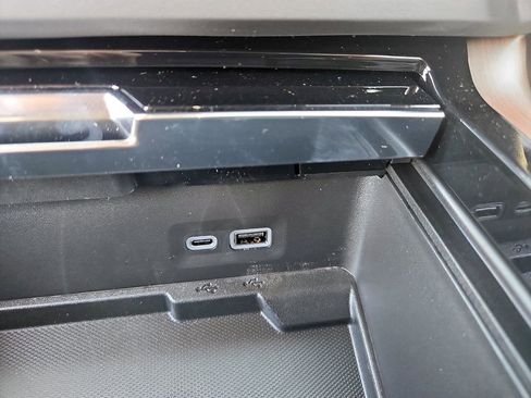 New 2026 GMC Yukon XL Denali w/ Sun & Power Step Package image 24