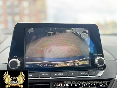 Used 2024 Nissan Altima 2.5 SR FWD image 24