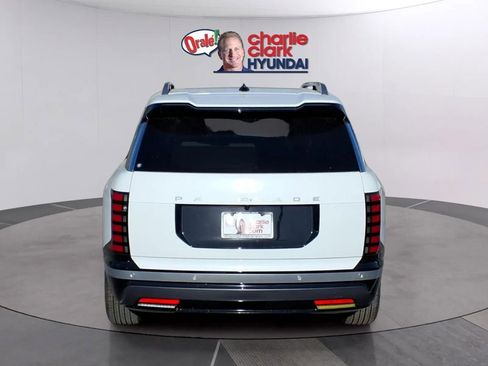 New 2026 Hyundai Palisade Limited FWD image 4