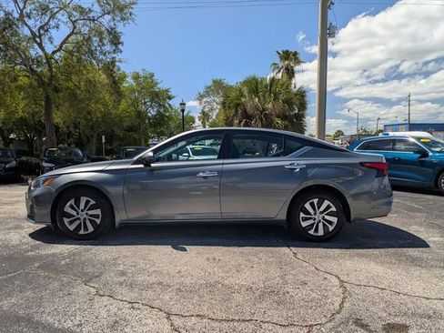 Used 2023 Nissan Altima 2.5 S FWD image 8