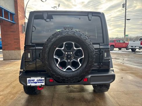 Used 2023 Jeep Wrangler Rubicon w/ Cold Weather Group image 8