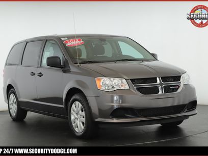 Certified 2019 Dodge Grand Caravan SE w/ UConnect Hands-Free Group