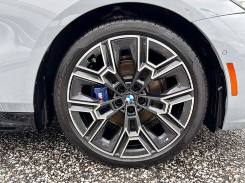 Used 2026 BMW 530i w/ M Sport Package RWD image 32