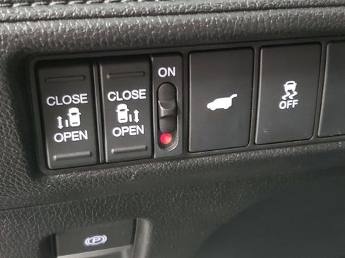 Used 2025 Honda Odyssey Sport-L image 30