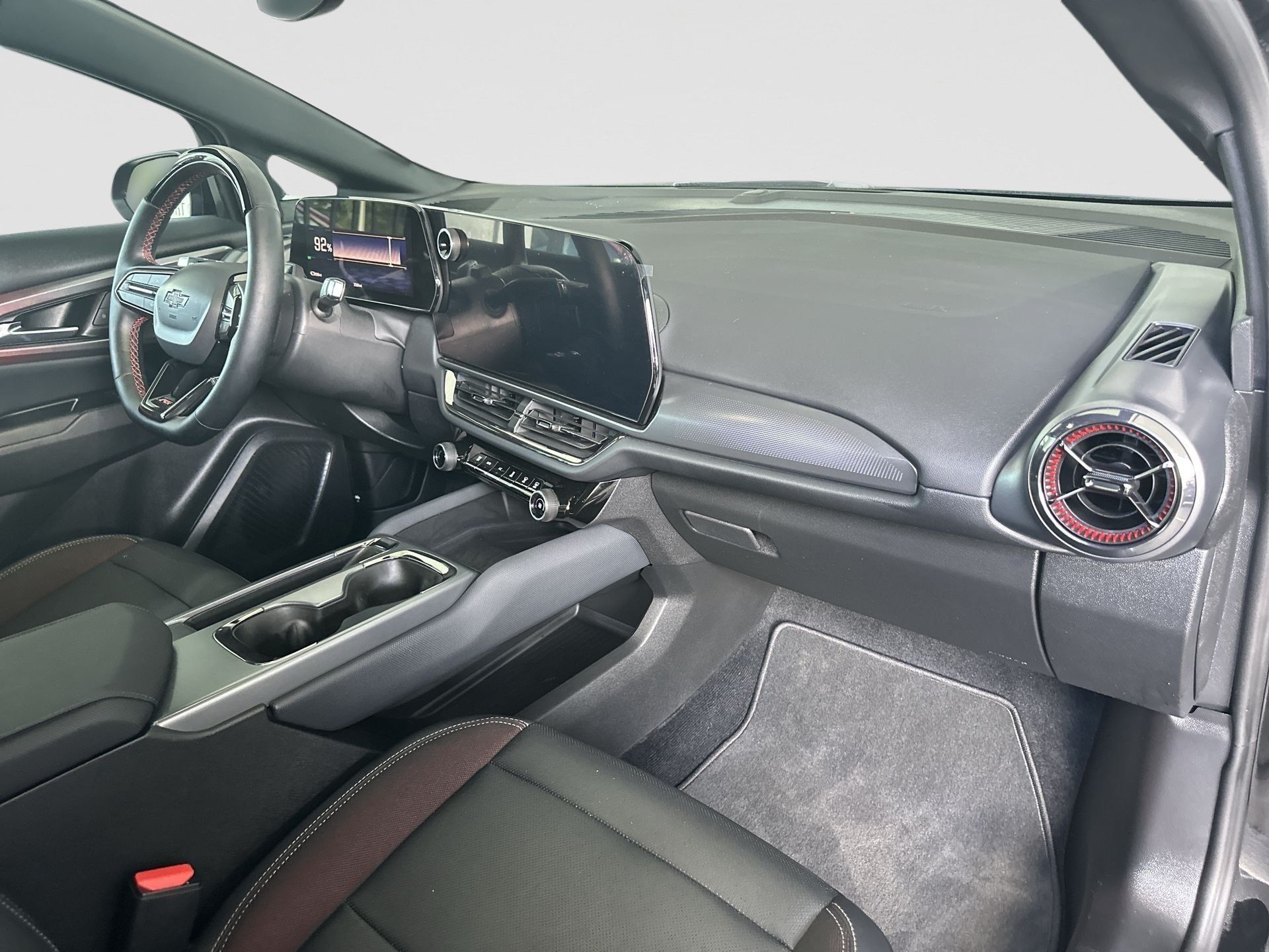Certified 2024 Chevrolet Equinox EV RS FWD image 28