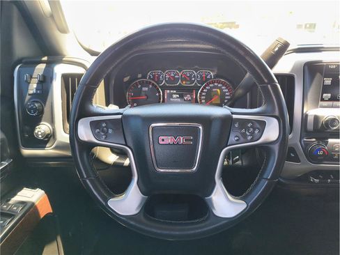 Used 2015 GMC Sierra 2500 SLT w/ Duramax Plus Package AWD/4WD image 7