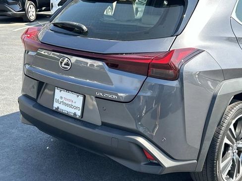 Used 2023 Lexus UX 250h FWD w/ Accessory Package (Z1) image 11