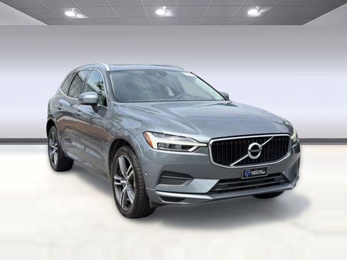 Used 2019 Volvo XC60 T5 Momentum w/ Premium Package FWD image 7