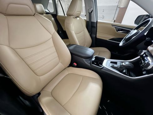Used 2024 Toyota RAV4 XLE Premium w/ Weather Package FWD image 31
