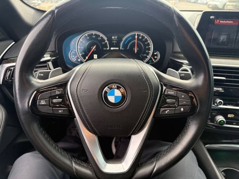 Used 2018 BMW 530e RWD image 18