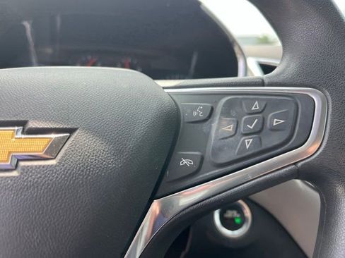 Used 2018 Chevrolet Equinox LS FWD image 16