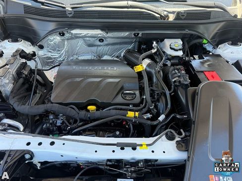 Used 2025 Chevrolet Trax LS image 30