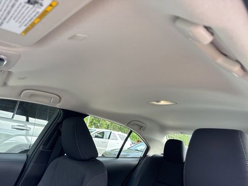 Used 2024 Toyota Corolla LE image 7