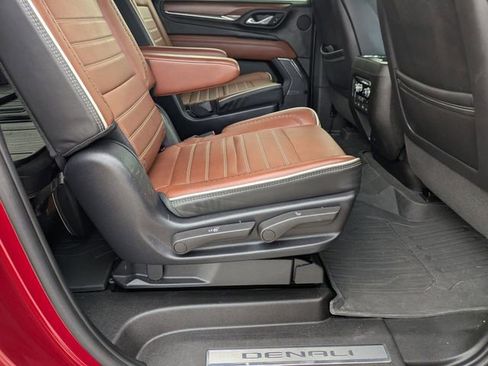 Used 2023 GMC Yukon XL Denali Ultimate AWD/4WD image 42