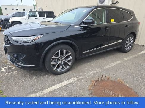 Used 2024 Acura MDX SH-AWD w/ Technology Package image 2