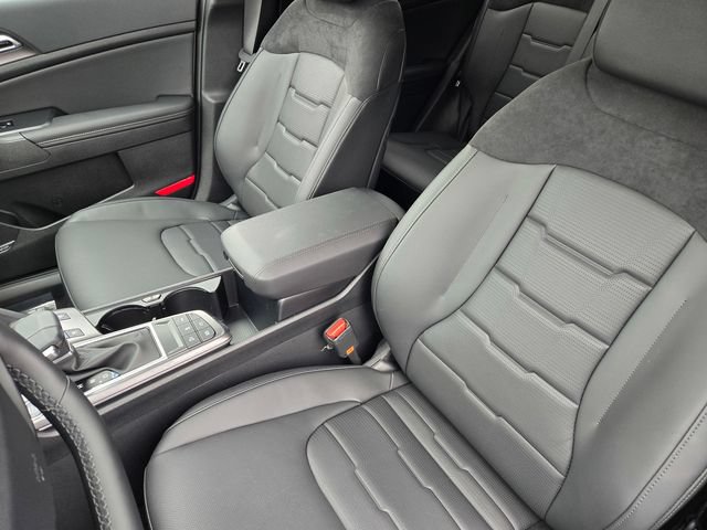 New 2026 Kia Sportage SX FWD image 12