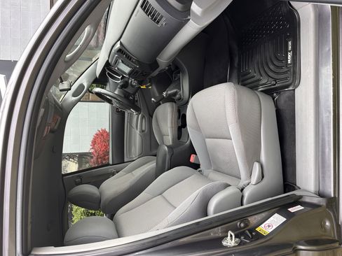 Used 2015 Toyota Tacoma 4x4 Access Cab w/ Convenience Package image 22