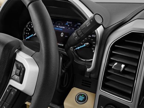 Used 2021 Ford F250 Platinum AWD/4WD image 9