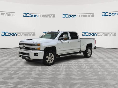 Used 2017 Chevrolet Silverado 2500 LTZ w/ Duramax Plus Package AWD/4WD image 4