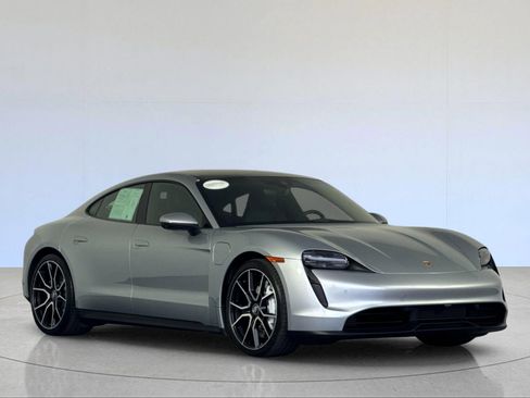 Certified 2022 Porsche Taycan RWD image 10