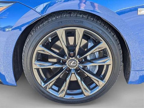 Used 2022 Lexus IS 350 F Sport image 10