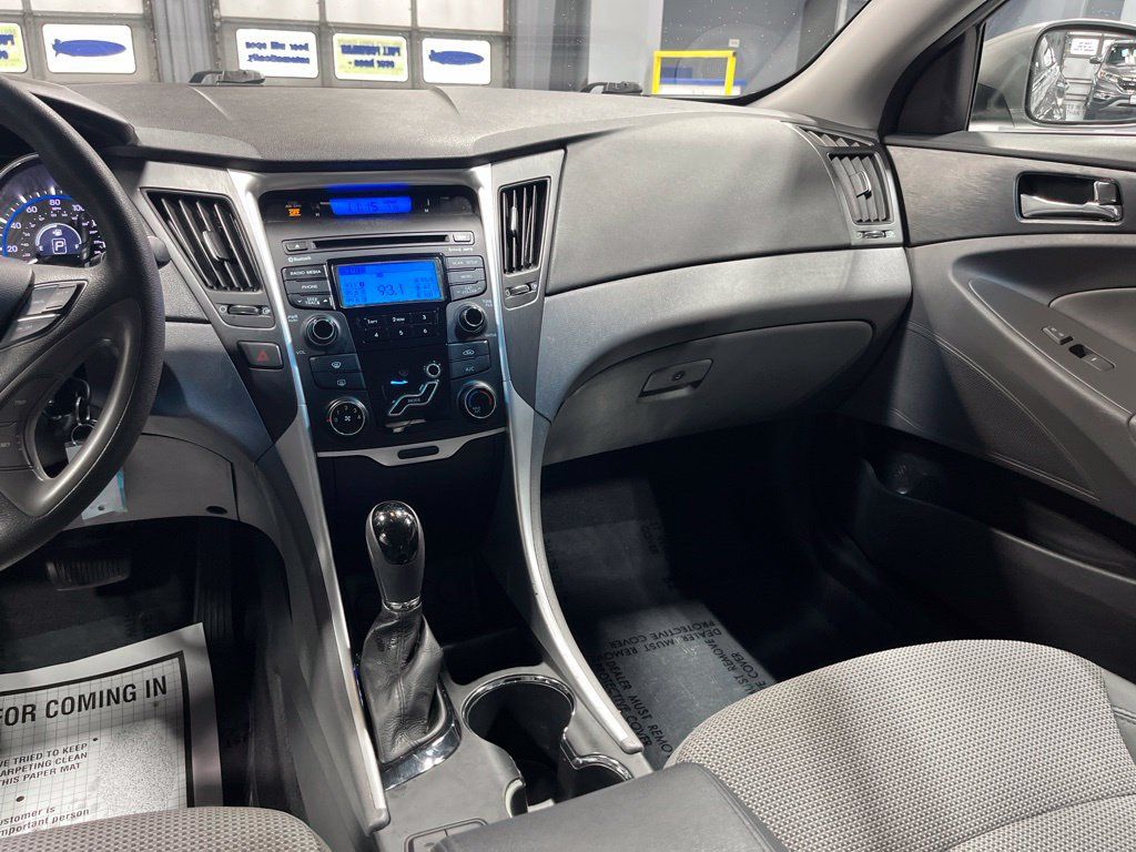 Used 2013 Hyundai Sonata GLS w/ Popular Equipment Pkg FWD image 24