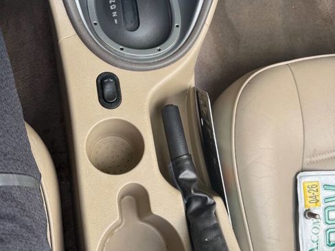 Used 2004 Ford Mustang Deluxe Convertible image 15